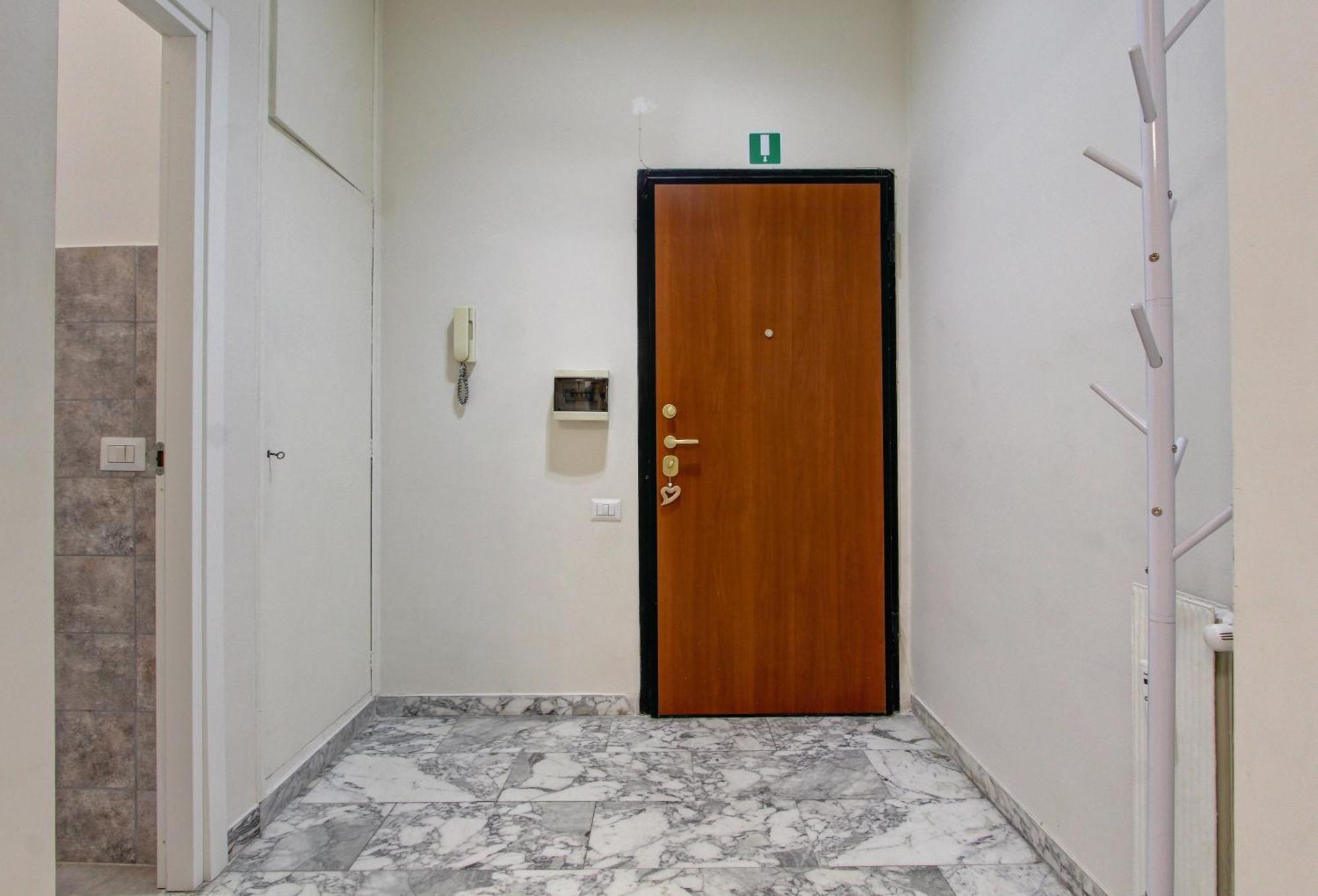 Vatican's Apartamento *
